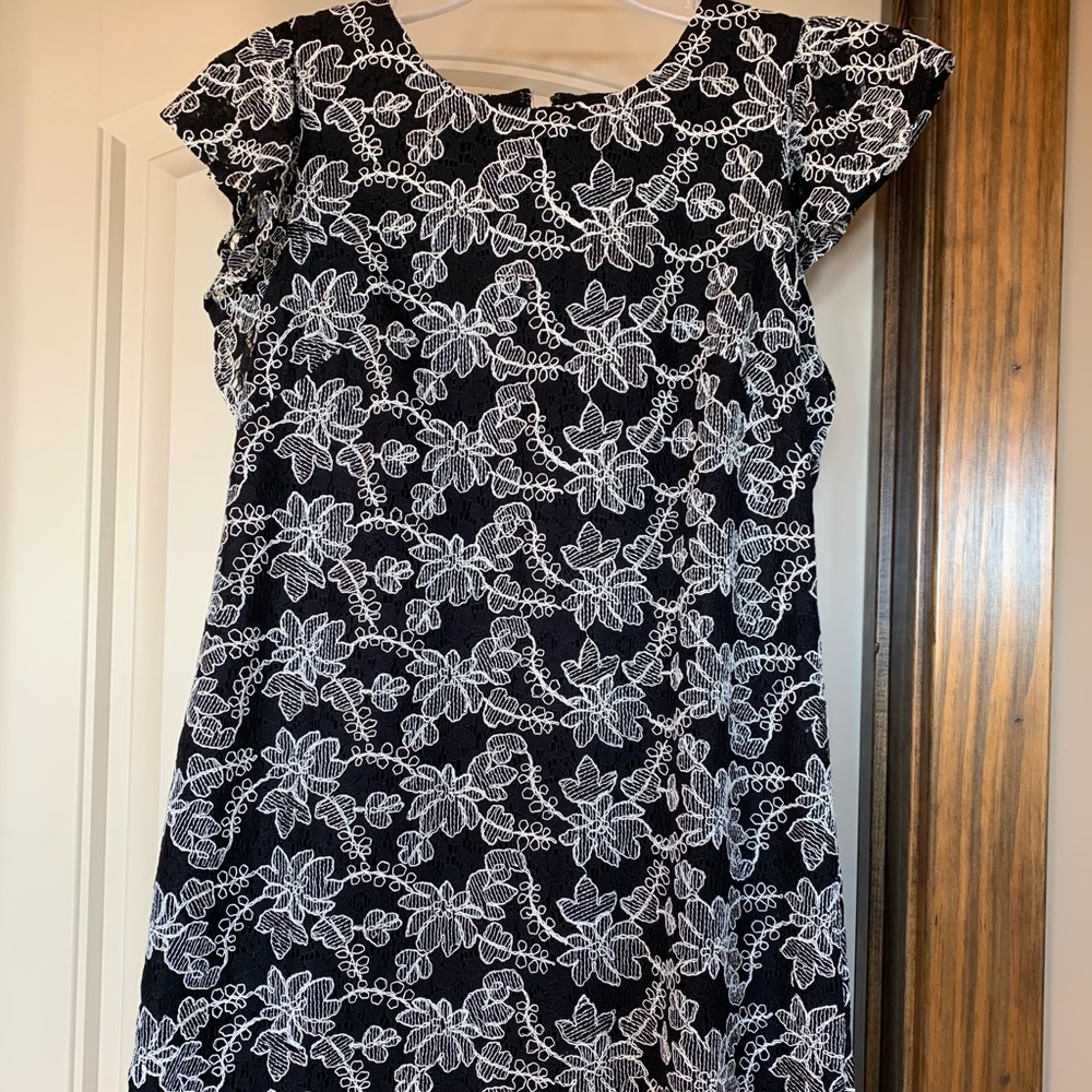 NWOT! Ann Taylor Black & White Lace Dress
